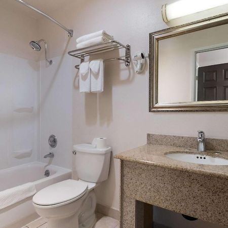 Rodeway Inn&Suites Hwy 217&26 W Portland Zewnętrze zdjęcie