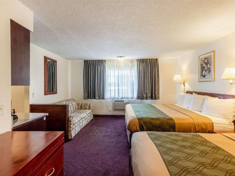 Rodeway Inn&Suites Hwy 217&26 W Portland Zewnętrze zdjęcie