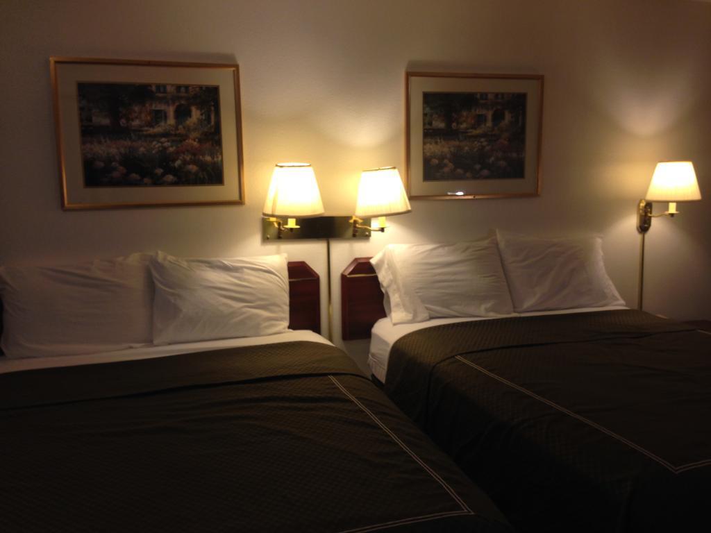 Rodeway Inn&Suites Hwy 217&26 W Portland Zewnętrze zdjęcie